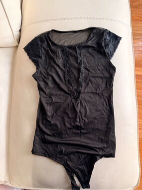 Black Lace-Trim Cap Sleeve Bodysuit - Unbranded